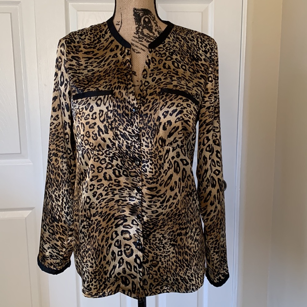Nwot Kasper Leopard Print, Black Trim Button Fron… - image 1